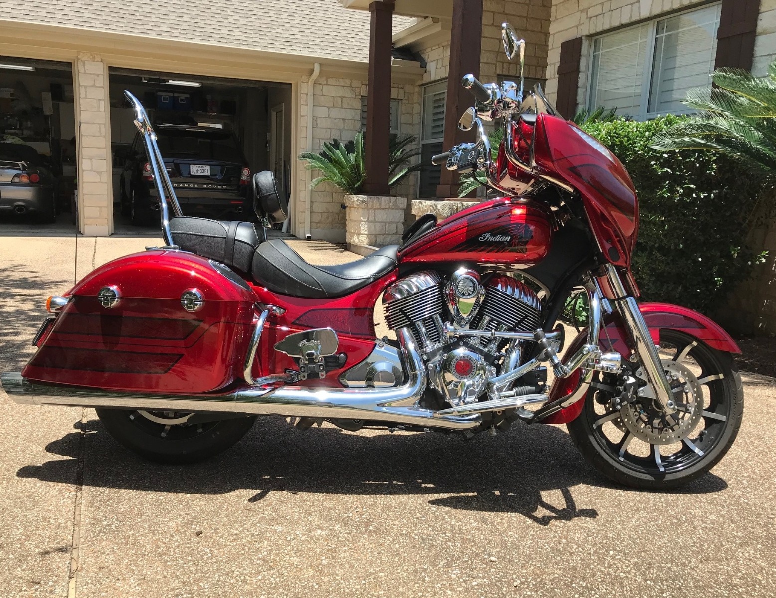 Indian Chieftain with Ginz Choppers sissy bar