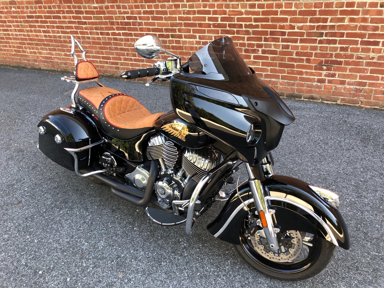 Indian Chieftain with Ginz Choppers sissy bar